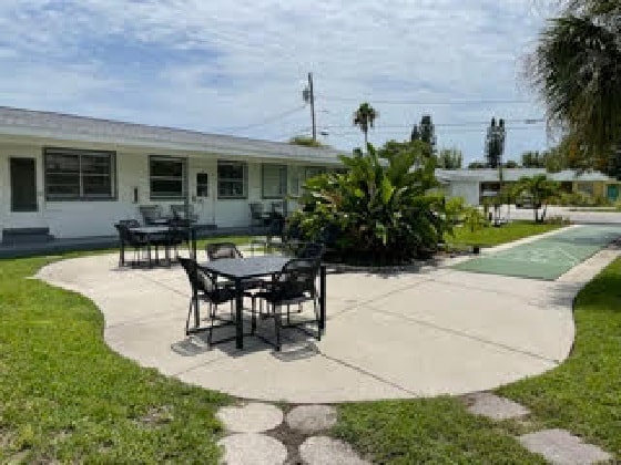 More Photos Of 629 Bay Esplanade, Clearwater Beach Specialty For Sale