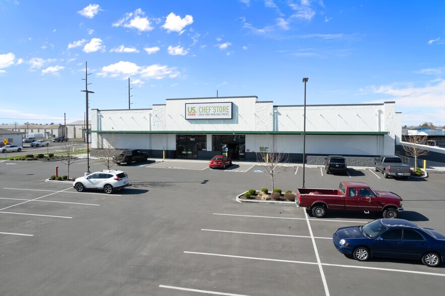 Primary Photo Of 1002 W Rose St, Walla Walla Supermarket For Sale