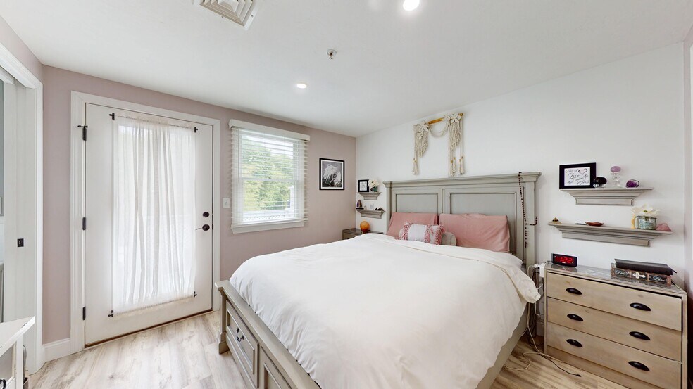 More Photos Of 400 Main St, Reading Office Residential For Sale