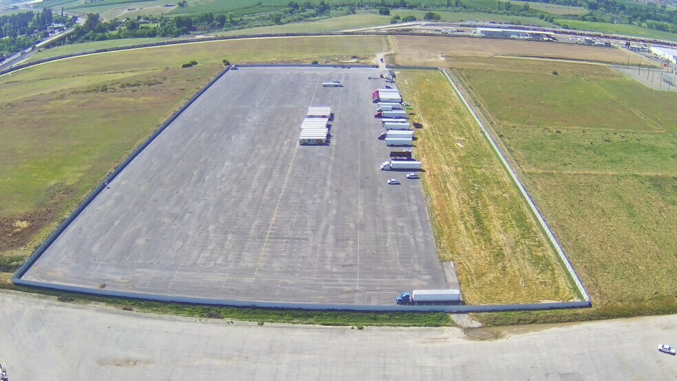 More Photos Of 792 Codoni Ave, Modesto Land For Lease