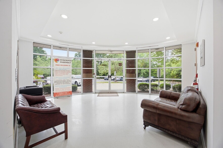More Photos Of 502 McKnight Dr, Knightdale Medical For Sale