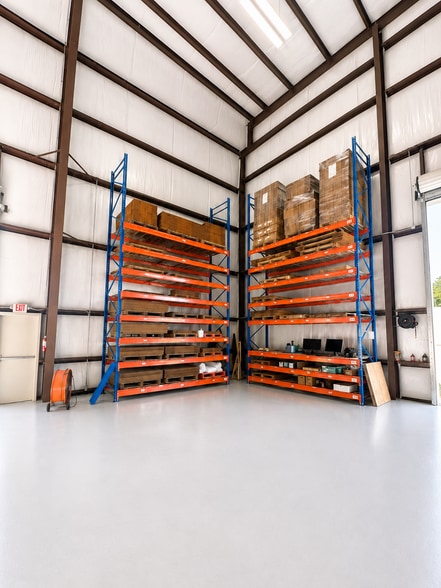 More Photos Of 21219 Blair Rd, Conroe Industrial For Sale