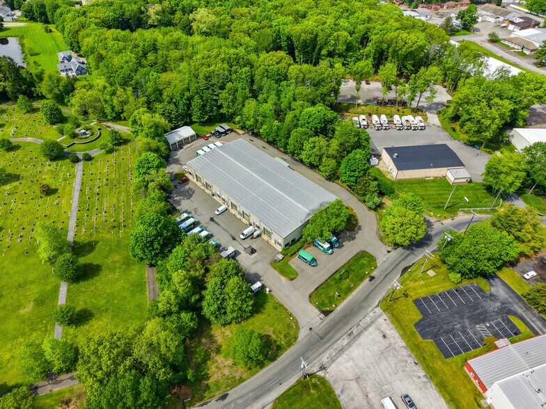 More Photos Of 17 Industrial Park, Centerbrook Service For Sale
