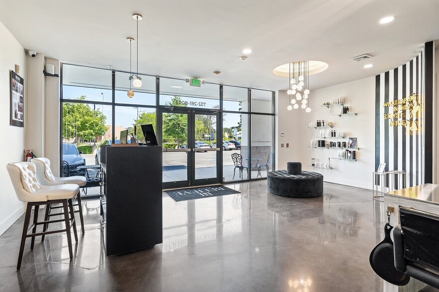 More Photos Of 1898 Hinds Rd, Toms River Storefront Retail Office For Lease