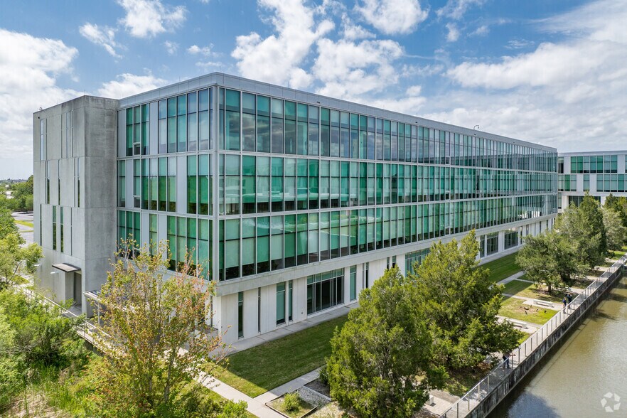 More Photos Of 501 Brooker Creek Blvd, Oldsmar Office For Lease