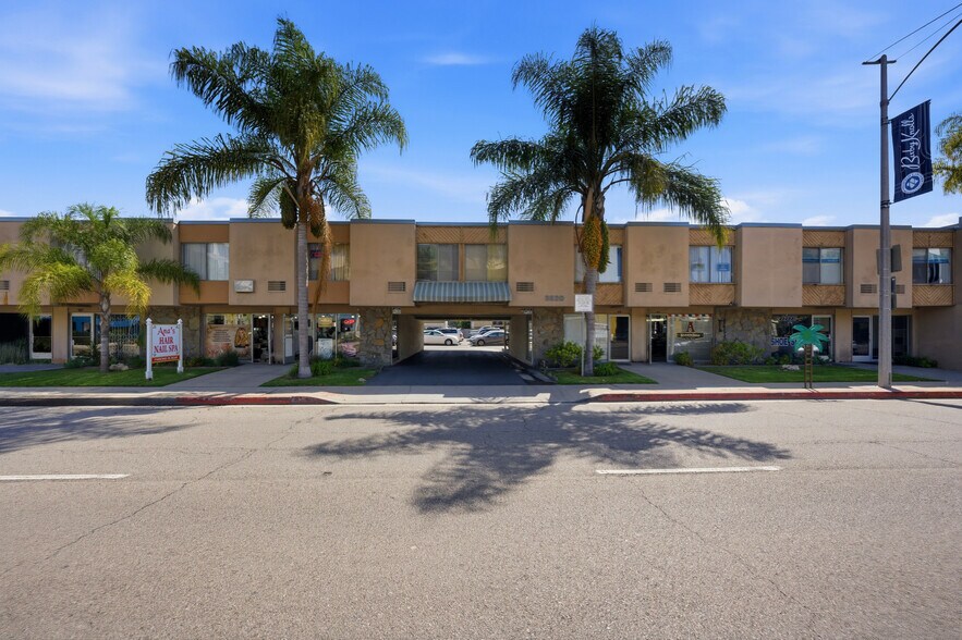 More Photos Of 3520 Long Beach Blvd, Long Beach Office For Sale