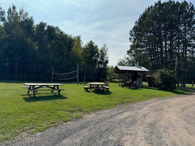 More Photos Of 9375 State Highway 13, Port Wing General Retail For Sale