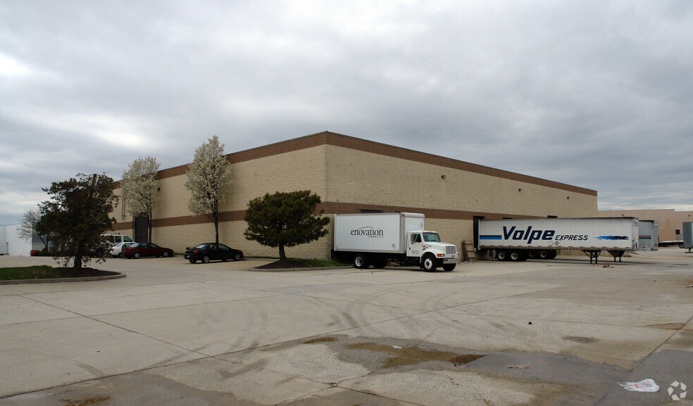 More Photos Of 15 Twinbridge Dr, Pennsauken Warehouse For Lease