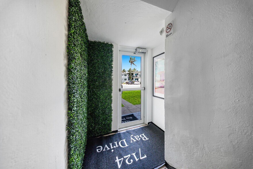 More Photos Of 7124 Bay Dr, Miami Beach Apartments For Sale