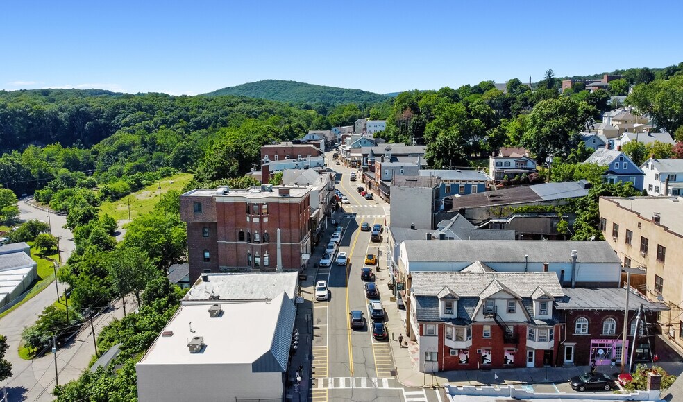 More Photos Of 605-607 Main St, Boonton Storefront Retail Residential For Sale