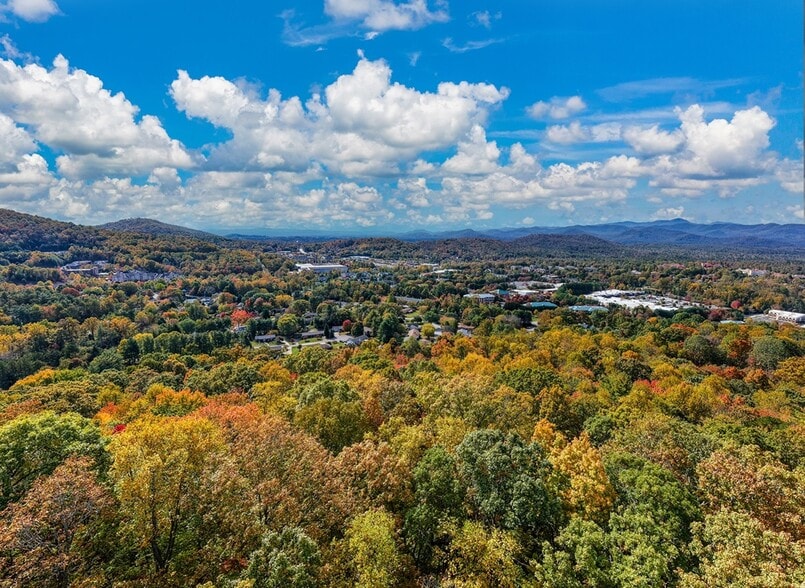 More Photos Of 105 Woodland Meadows Dr, Asheville Land For Sale