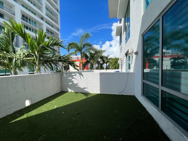 More Photos Of 333 NE 24th St, Miami Office Residential For Sale