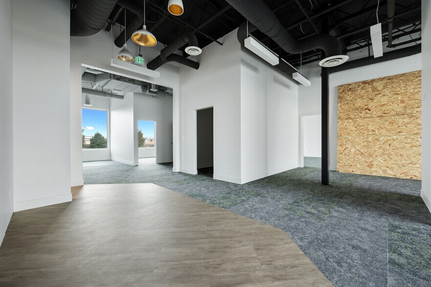 More Photos Of 9425 Sandifur Pky, Pasco Office For Sale