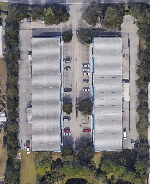 More Photos Of 723 Commerce Dr, Venice Unknown For Lease