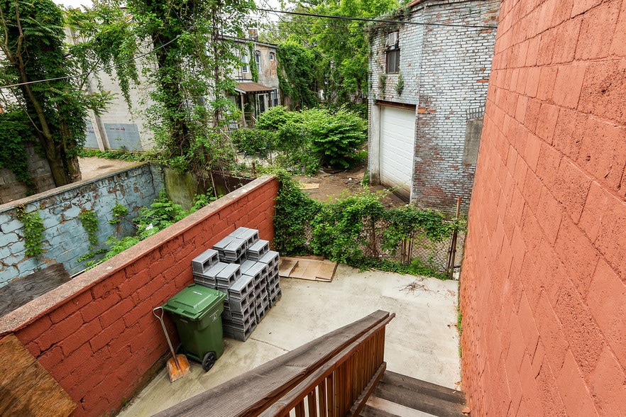 More Photos Of 2712 Pennsylvania Ave, Baltimore Storefront Retail Residential For Lease
