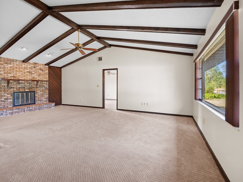 More Photos Of 6070 Minton Rd NW, Palm Bay Office For Sale