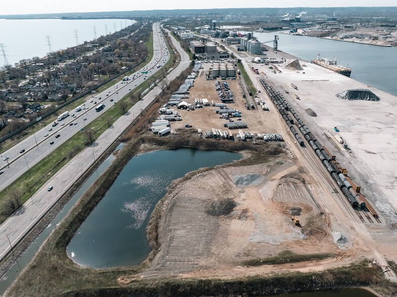 More Photos Of Pier 27, Hamilton Land For Lease