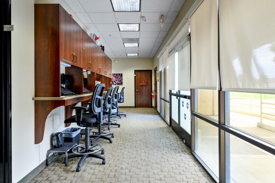 More Photos Of 1100 Paseo Camarillo, Camarillo Office For Sale
