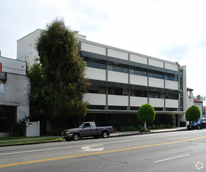 More Photos Of 5967 W 3rd St, Los Angeles Loft Creative Space For Lease