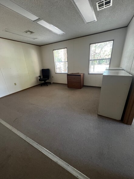 More Photos Of 6157 S US Highway 1, Fort Pierce Office For Lease