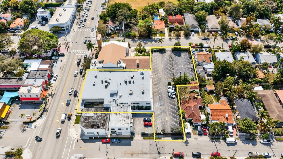 More Photos Of 7630 Biscayne Blvd, Miami Office For Lease
