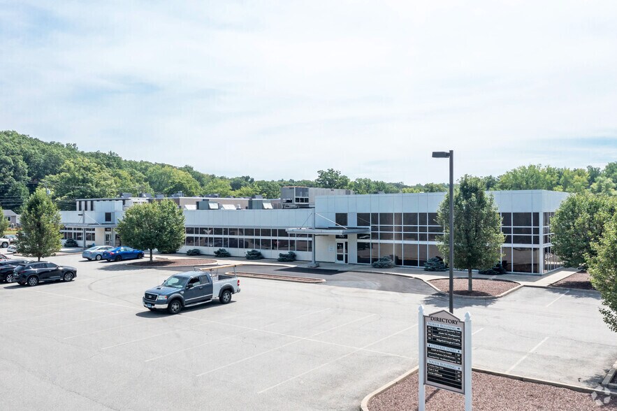 More Photos Of 901 Ethan Allen Hwy, Ridgefield Office For Sale