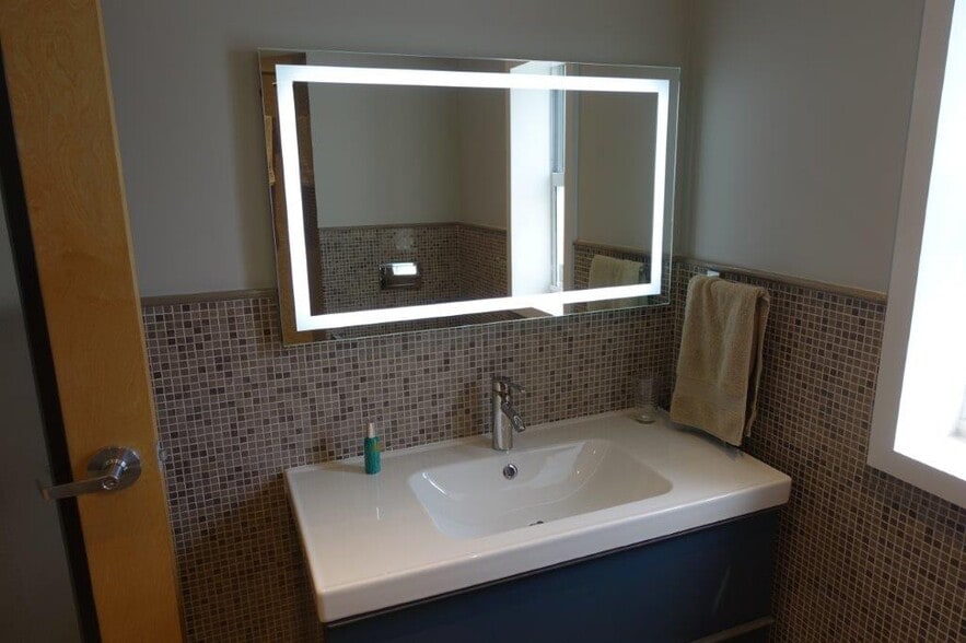 More Photos Of 6130 NE 4th Ct, Miami Warehouse For Sale