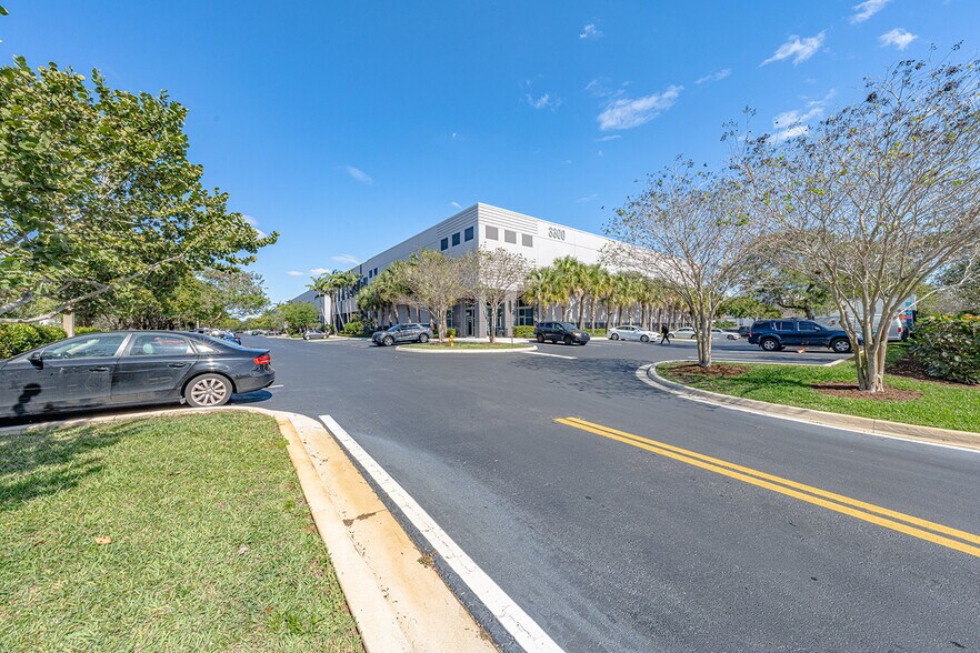 More Photos Of 3300 SW 64th Ave, Davie Unknown For Lease
