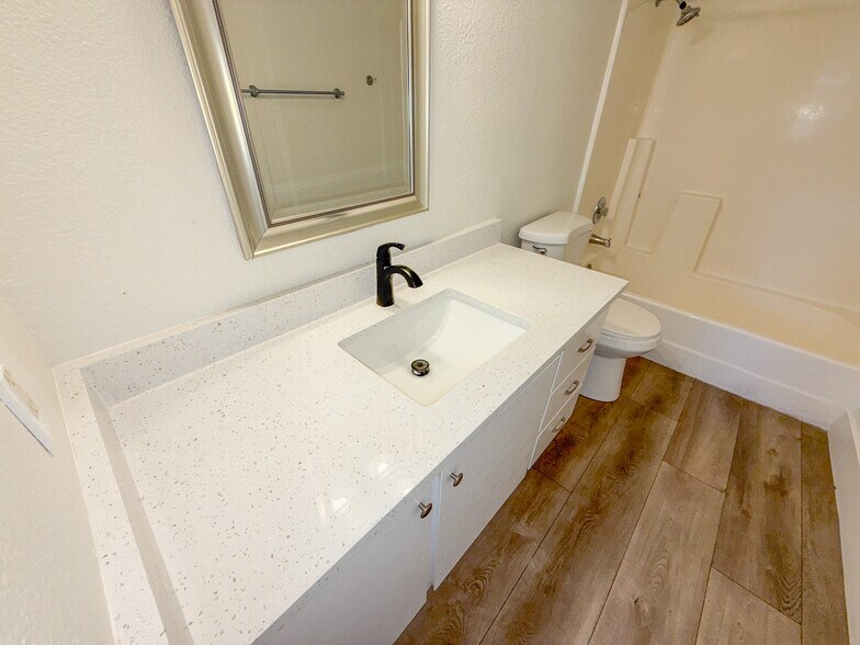 More Photos Of 126 E 1st North St, Mesquite Multifamily For Sale