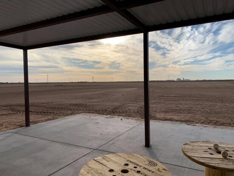 More Photos Of 9506 F M 835, Slaton Sports And Entertainment For Sale