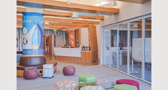 More Photos Of 3333 W Empire Ave, Burbank Office For Lease