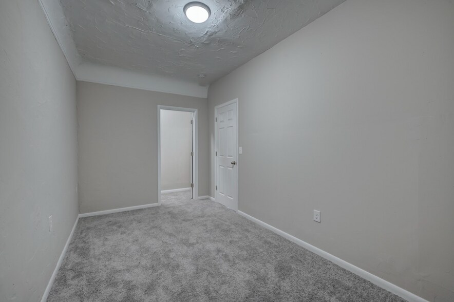 More Photos Of 4438 Pearl Rd, Cleveland Apartments For Sale