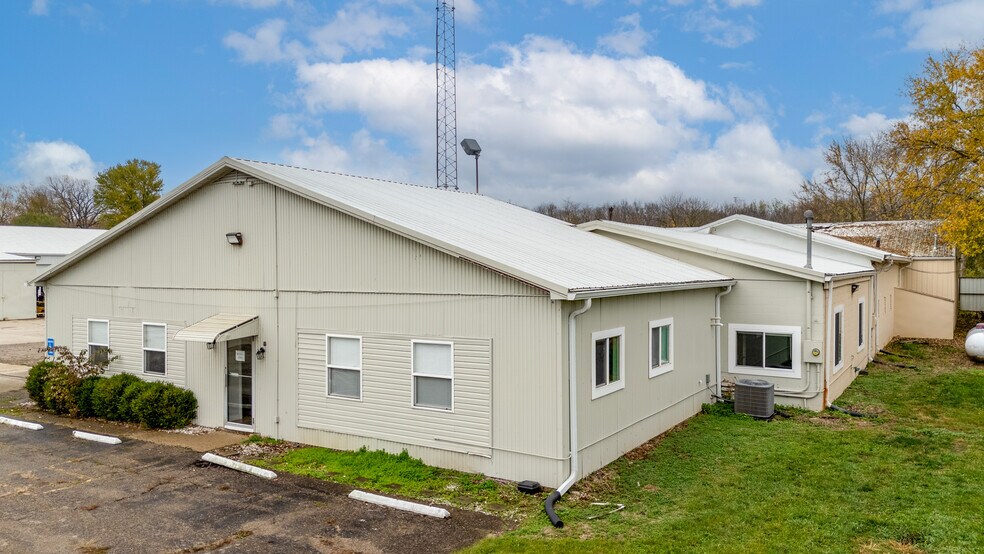 More Photos Of 1099 US Highway 22, Circleville Warehouse For Lease