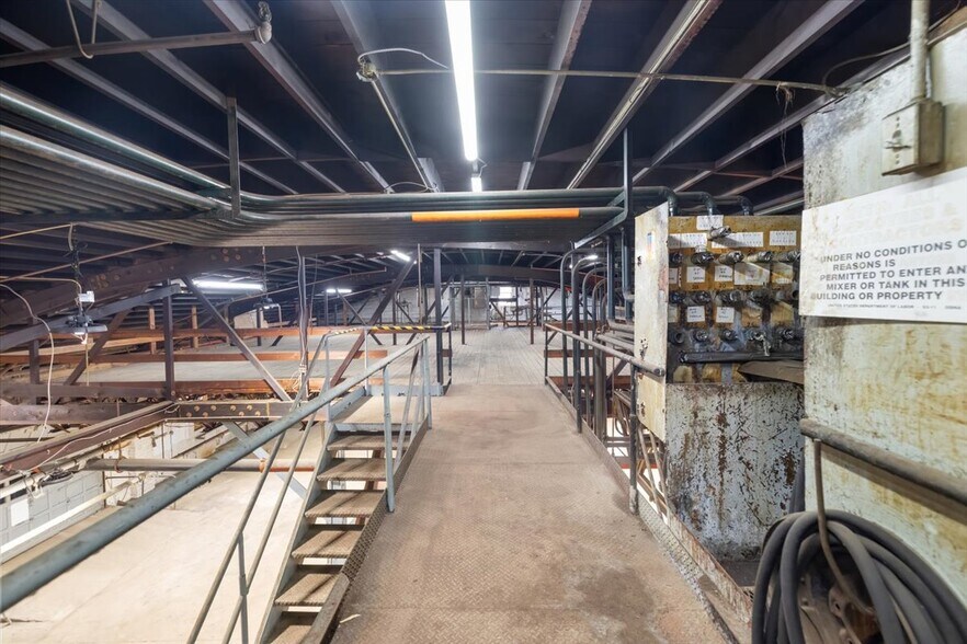 More Photos Of 15 Harold St, Westwood Manufacturing For Sale