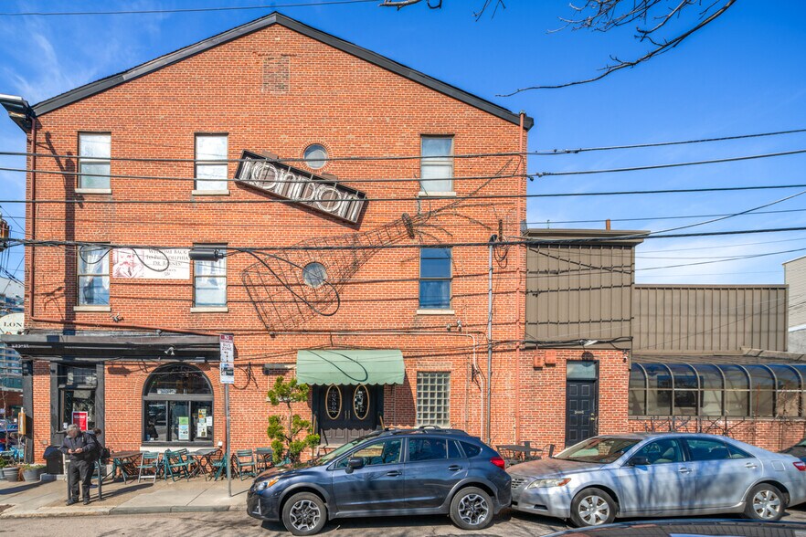 More Photos Of 2301 Fairmount Ave, Philadelphia Restaurant For Lease