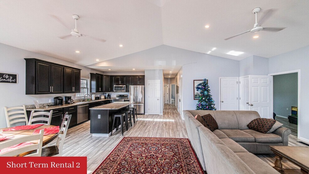 More Photos Of , Grand Rivers Unknown For Sale