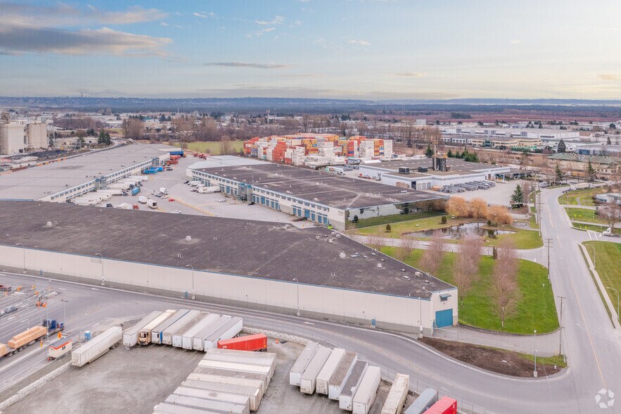 More Photos Of 7510-7530 Hopcott Rd, Delta Distribution For Lease