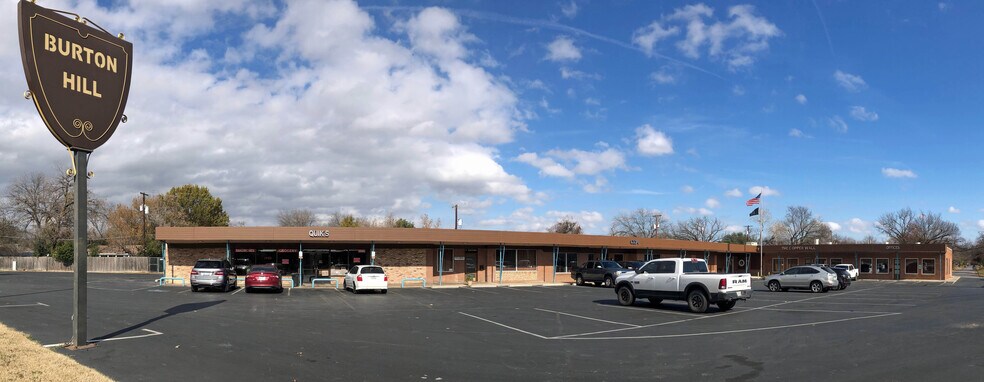 More Photos Of 1109-1137 Burton Hill Rd, Fort Worth Storefront Retail Office For Lease