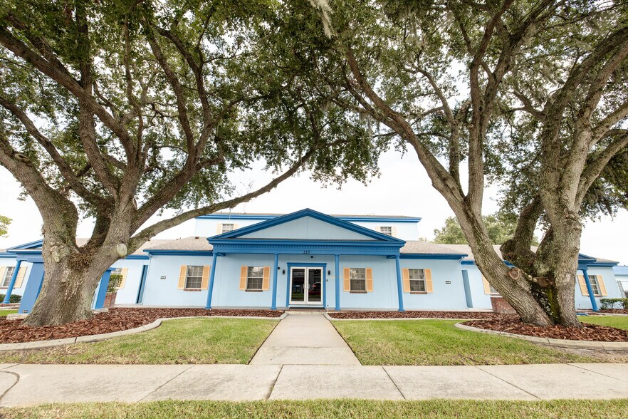 More Photos Of 217 N Kirkman Rd, Orlando Office For Sale