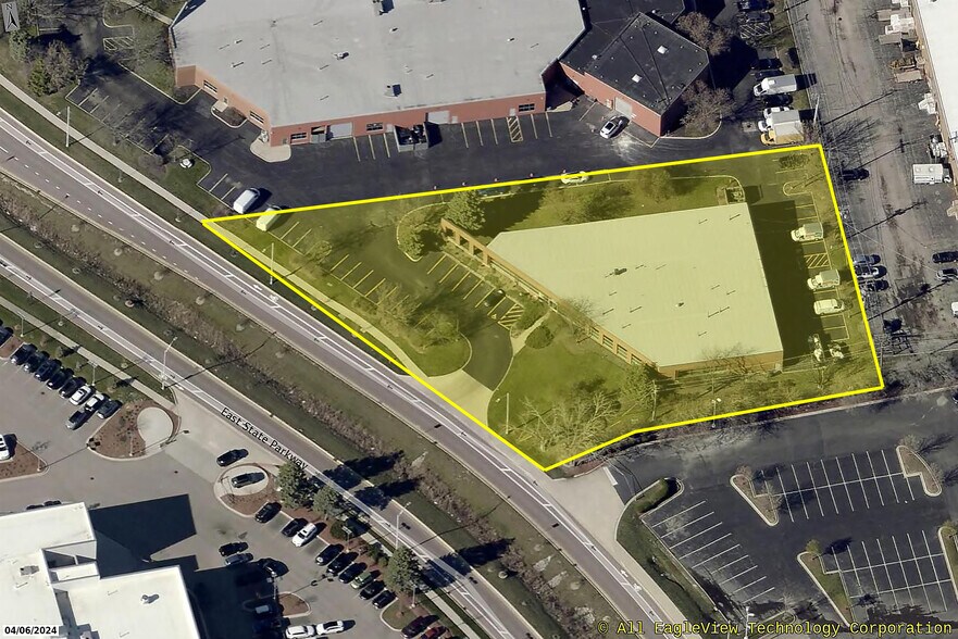 More Photos Of 1125 Remington Rd, Schaumburg Showroom For Lease