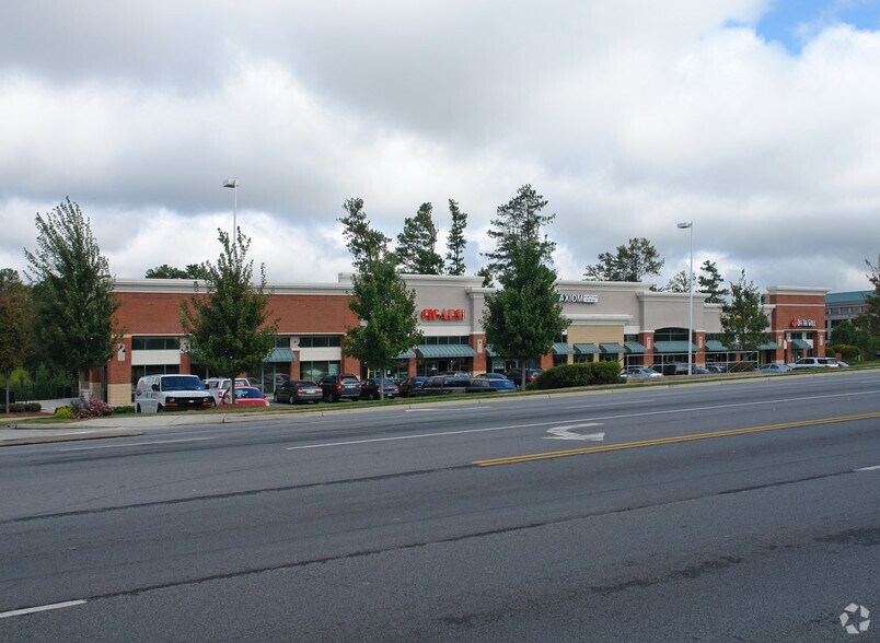 More Photos Of 1010 Mansell Rd, Roswell Freestanding For Lease