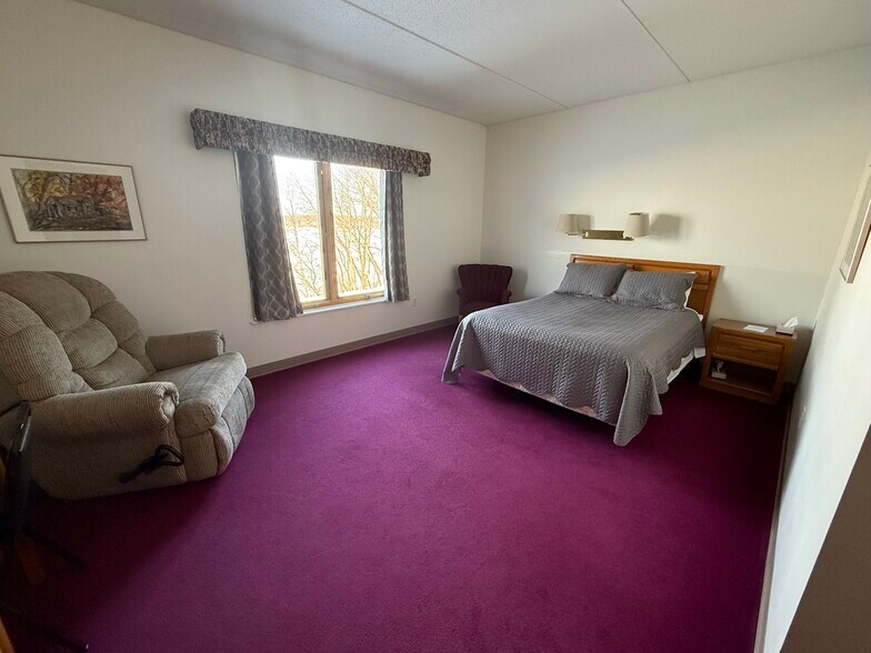 More Photos Of 621 1st Ave S, Buffalo Specialty For Sale