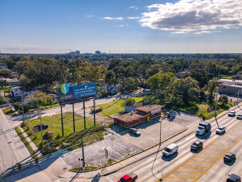 More Photos Of 707 S Orange Blossom Trl, Orlando Storefront For Sale