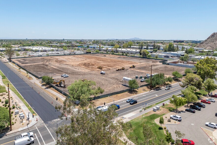 More Photos Of 1401 S 52nd St, Tempe Warehouse For Lease