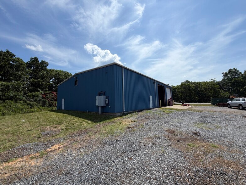 More Photos Of 294 Alpha Rd, Dillwyn Land For Lease