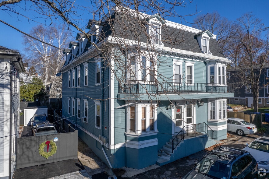 More Photos Of 176 Williams St, Providence Apartments For Sale