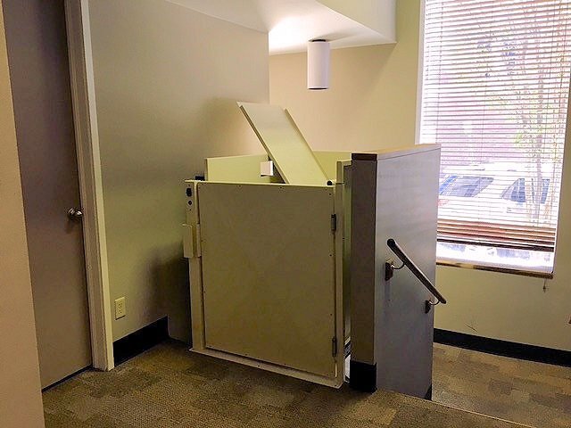 More Photos Of 528 Main St, Evansville Office For Sale