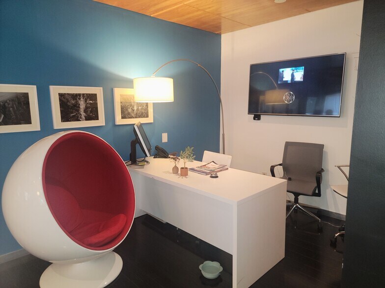 More Photos Of 2894 Rowena Ave, Los Angeles Loft Creative Space For Lease