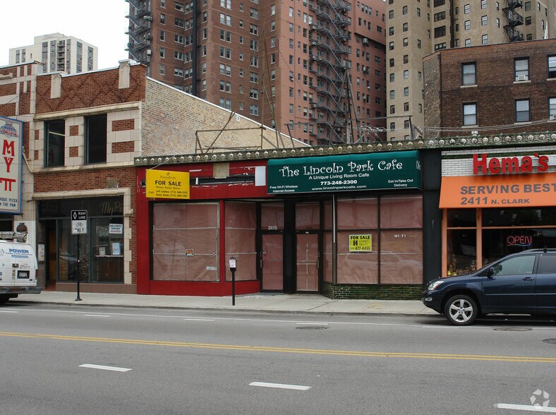 More Photos Of 2417-2433 N Clark St, Chicago General Retail For Lease