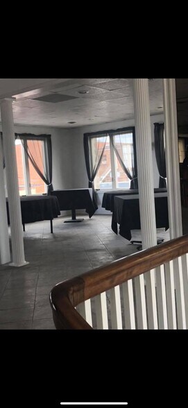 More Photos Of 131 W 2nd St, Berwick Bar For Sale